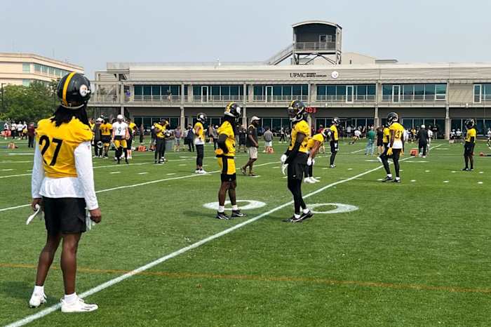 Joey Porter Jr. and Cory Trice joke during Steelers OTAs.